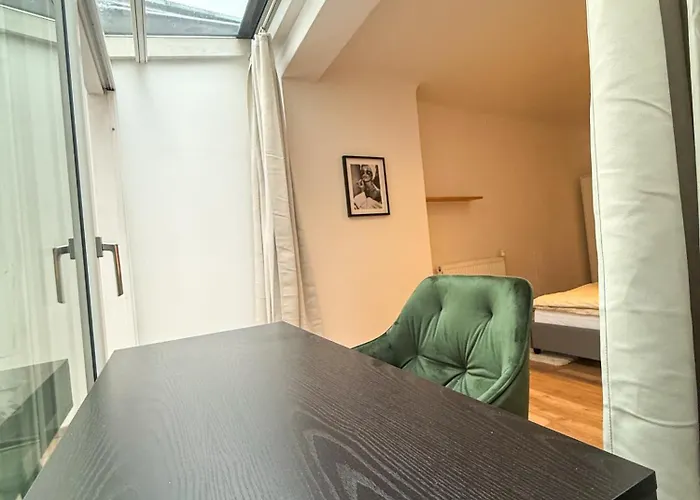 Vandrerhjem Danube *